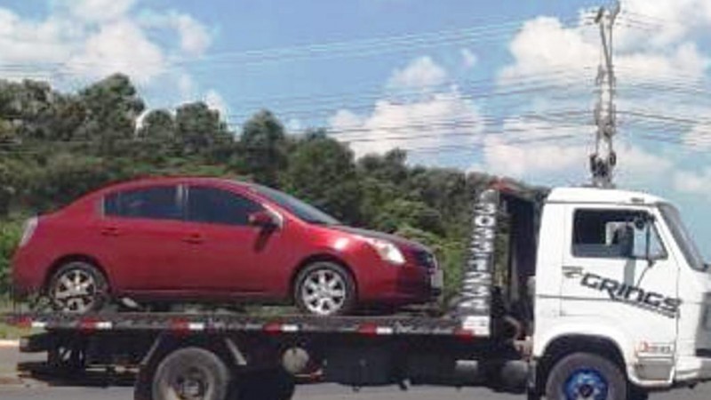 Veículo roubado em Canoas é recuperado em Sapucaia do Sul