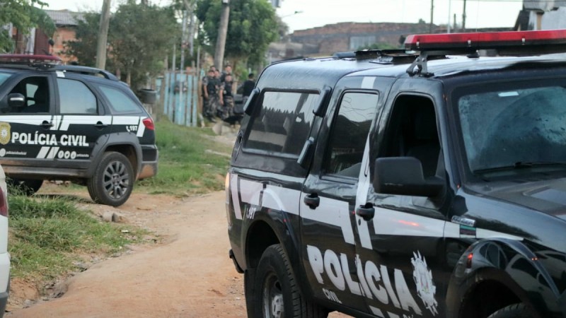 Operação Retomada combate o tráfico de entorpecentes no bairro Monte Alegre, em Viamão