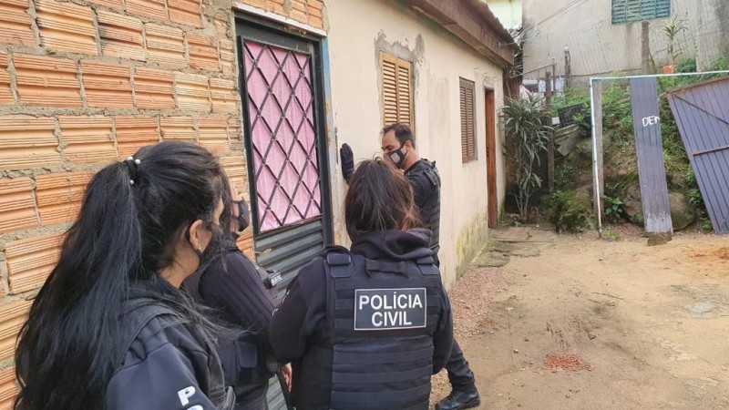 Capa Operação Penha