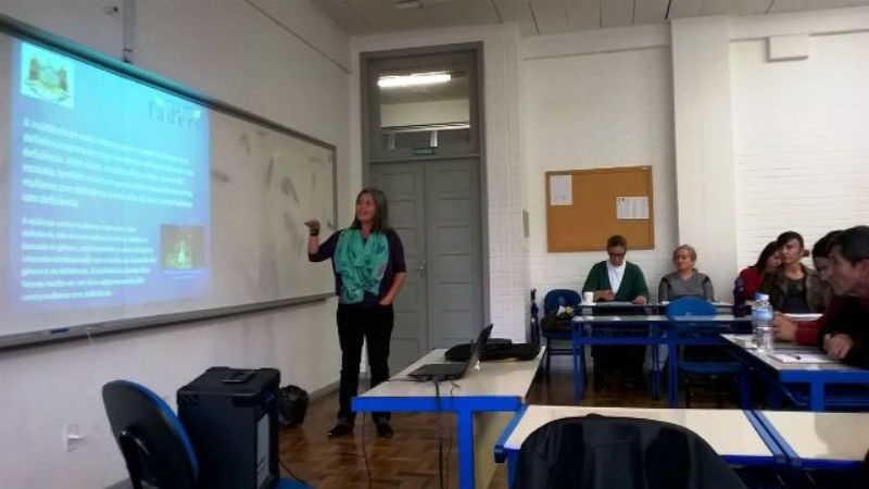 20150806094111acadepol.jpeg