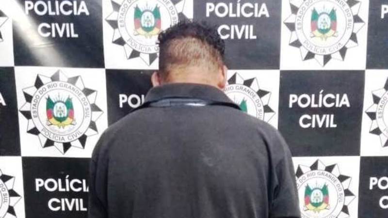 20181112113406foragidoviamao.jpeg