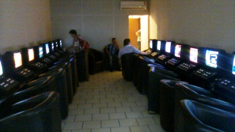 20140321151643caca-niqueis.jpeg