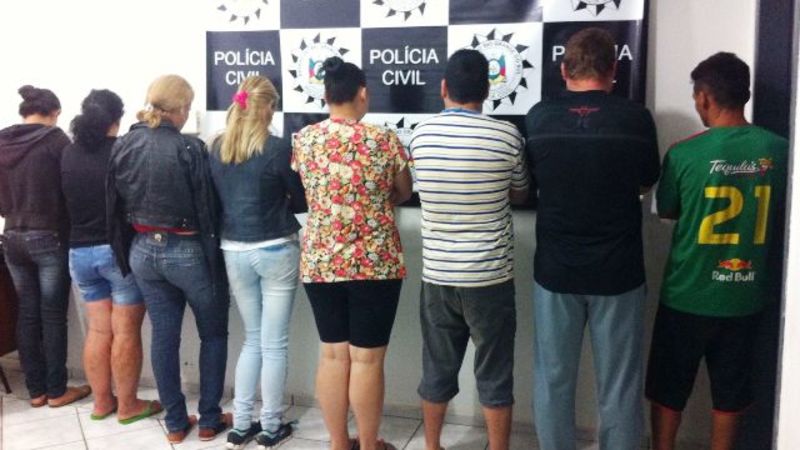 2016030311540303-03-fruto-proibido-1.jpg